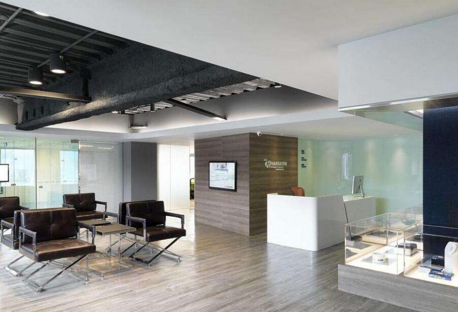 上海办公室装修地面选择木板好还是瓷砖更好？